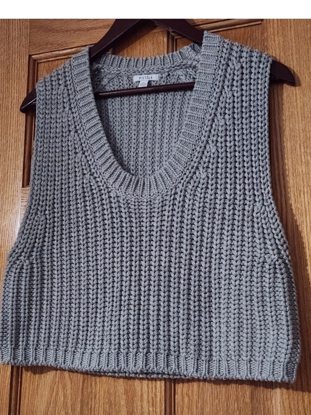 PISTOLA Cora Light Gray Chunky Knit Crop Top Sweater Vest Women Sz M Layering